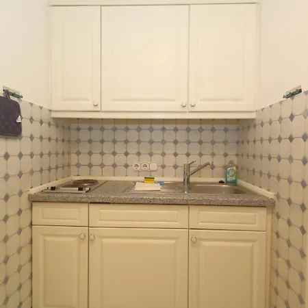 Lägenhet Haus Ad-5 Knicker